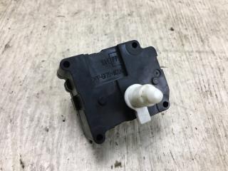 Моторчик заслонки печки VOLKSWAGEN PHAETON 02-10