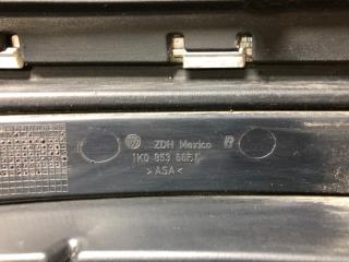 Решетка переднего бампера левая VOLKSWAGEN JETTA 05-10 Седан 2.5