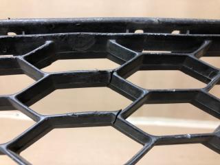 Решетка переднего бампера SENTRA B17 12-21