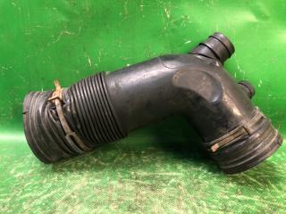 Патрубок воздушного фильтра PASSAT B7 11-15