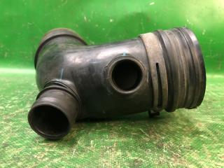 Патрубок воздушного фильтра PASSAT B7 11-15