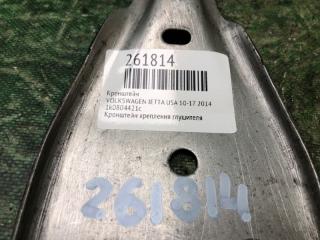 Кронштейн JETTA USA 10-17 2014