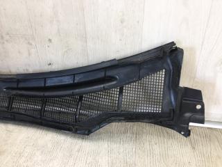 Пластик под лобовое стекло / Жабо CAMRY 40 06-11