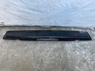 Спойлер крышки багажника QX56 / TITAN / ARMADA 04-16