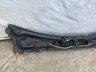 Пластик под лобовое стекло / Жабо OUTBACK 09-14 BR