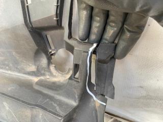 Пластик под лобовое стекло / Жабо RDX 12-19