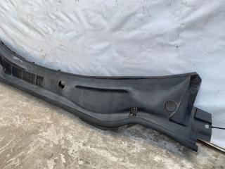 Пластик под лобовое стекло / Жабо CAMRY 40 06-11