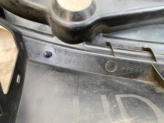 Пластик под лобовое стекло / Жабо левый OUTLANDER XL 05-13