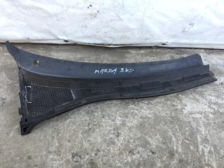 Пластик под лобовое стекло / Жабо правый MAZDA 3 BK 03-08