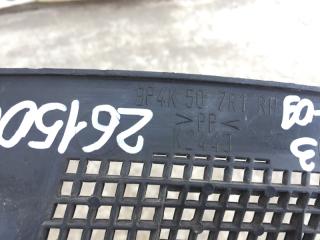 Пластик под лобовое стекло / Жабо правый 3 BK 03-08