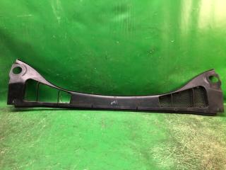 Пластик под лобовое стекло / Жабо FORD FOCUS 10-18