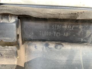 Накладка порога наружная правая MDX (YD3) 13-21