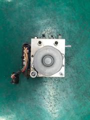 Блок ABS TLX 14-17 2016 Седан 2.4L 4