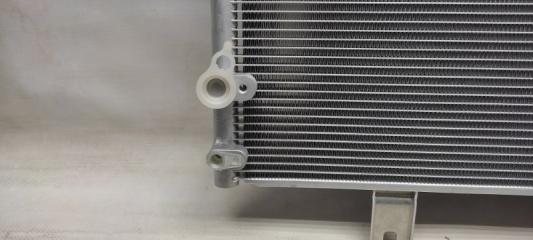 Радиатор кондиционера AVALON 13-18 GSX40