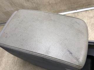 Консоль центральная PASSAT B7 11-15 2014 A32 1.8 CPRA