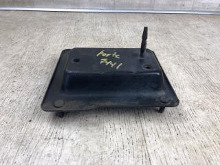 Кронштейн усилителя заднего бампера правый FORTE/CERATO TD 08-13 2009 TD 2.0 G4KD