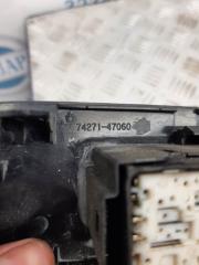 Кнопка стеклоподъемника задняя правая PRIUS - 30 09-17