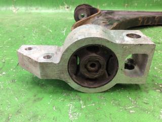 Рычаг передней подвески нижний передний правый JETTA 05-10 2007 Седан 2.5