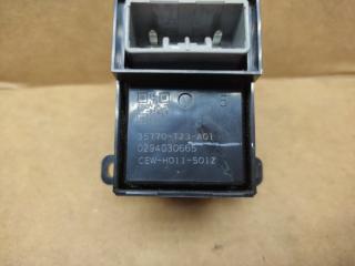 Кнопка стеклоподъемника задняя правая ACURA TLX 14-17 Седан 2.4