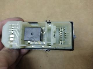 Кнопка стеклоподъемника IS250/350 05-13