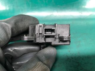 Моторчик заслонки печки правый PATHFINDER R52 12-21 2020 R52 3.5