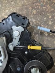 Замок двери передний правый COROLLA 150 06-13 Седан