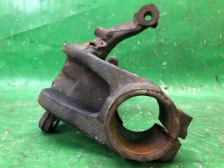 Кулак поворотный передний правый JETTA 05-10 2007 Седан 2.5