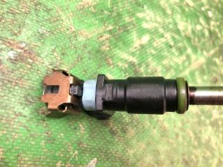 Форсунка топливная JETTA 05-10 2007 Седан 2.5