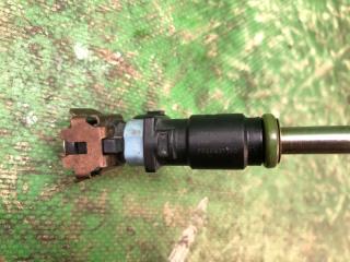 Форсунка топливная JETTA 05-10 2007 Седан 2.5