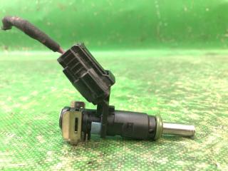 Форсунка топливная VOLKSWAGEN JETTA USA 10-17 Седан CBTA 2.5L