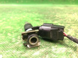 Форсунка топливная JETTA USA 10-17 2011 Седан CBTA 2.5L