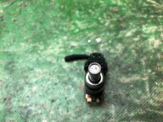 Форсунка топливная JETTA USA 10-17 2011 Седан CBTA 2.5L