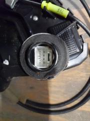 Замок двери передний правый TOYOTA VENZA 09-16