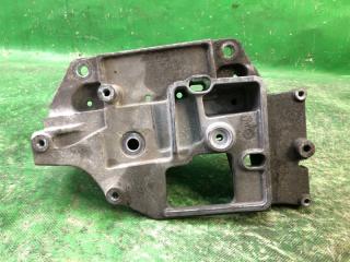 Кронштейн опоры двигателя левый JUKE 10-19 2011 1.6 MR16DDT