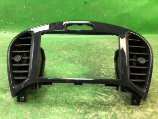 Накладка торпедо под магнитолу NISSAN JUKE 10-19 2011