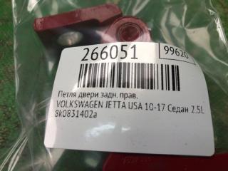 Петля двери верхняя задняя правая JETTA USA 10-17 2011 Седан CBTA 2.5L