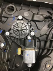 Стеклоподъемник задний левый HYUNDAI SONATA YF 10-14 YF 2.4 G4KJ