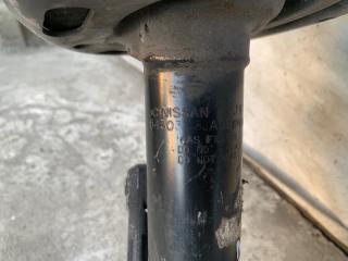 Амортизатор передний левый QX60/JX35 12-20 2013 3.5 VQ35DE