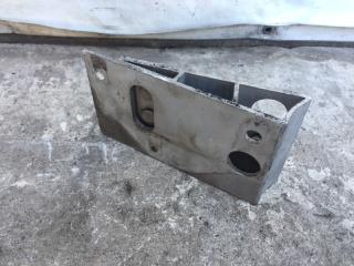 Кронштейн усилителя заднего бампера правый INFINITI QX60/JX35 12-20 3.5 VQ35DE