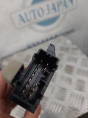 Кнопка регулировки сиденья передняя левая ACCORD CU8 / TSX 08-14