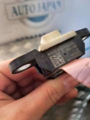 Датчик удара правый NISSAN ALTIMA L33 12-18