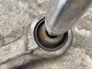 Рычаг задней подвески поперечный верхний правый X-TRAIL/ROGUE T32 13-20 2014 2.5 QR25DE