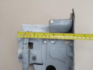 Передняя часть левая NV200 USA 13-