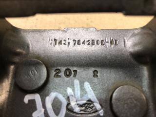 Петля крышки багажника правая EDGE 06-14 2010 T35PDED