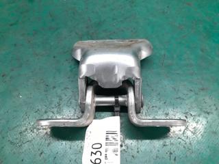 Петля двери нижняя передняя правая TOYOTA RAV4 05-12 3.5 2GR-FE