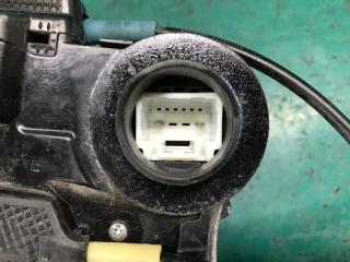 Замок двери задний правый RAV4 05-12 2008 3.5 2GR-FE