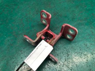 Петля двери багажника RAV4 05-12 2008 3.5 2GR-FE