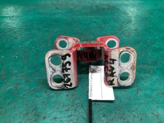 Петля двери багажника RAV4 05-12 2008 3.5 2GR-FE