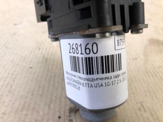 Моторчик стеклоподъемника задний правый JETTA USA 10-17 2011 2.5