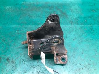 Кронштейн двигателя задний RAV4 05-12 2008 3.5 2GR-FE